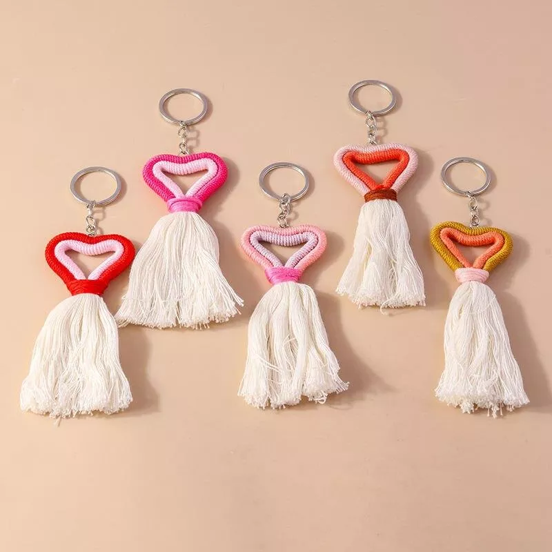 Fashion Love Heart Tassel Charms Keychain Souvenir Gifts for Women Men Car Key Handbag Pendant Keyrings DIY Jewelry Accessories Fashion Love Heart Tassel Charms Keychain Souvenir Gifts for Women Men Car Key Handbag Pendant Keyrings DIY Jewelry Accessories